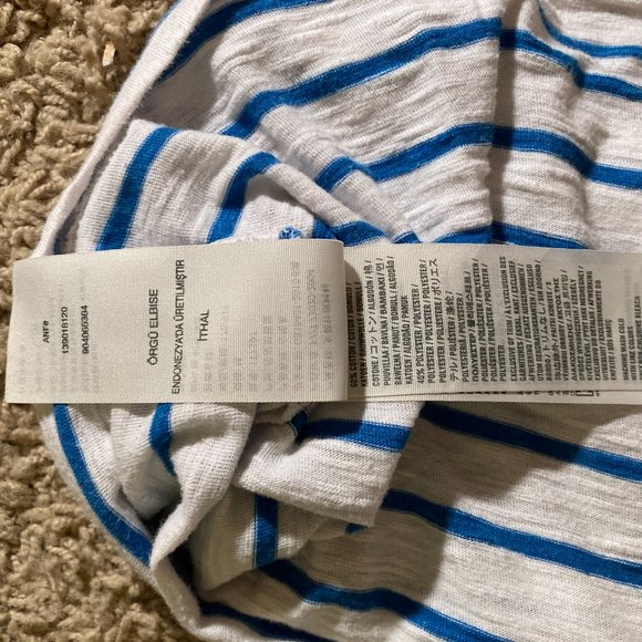CLEARANCE 2/$10 or 3/$14 VINTAGE Abercrombie & Fitch Striped Flutter Sleeve Top - Picture 6 of 6